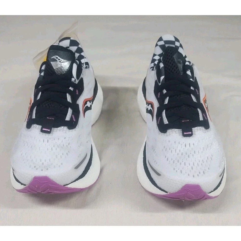 Saucony Triumph 19 Womens Running Shoes Size 5 NEW In Box with Extra Laces